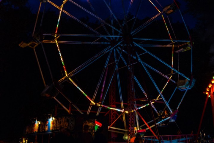 Hollycombe's big wheel at night