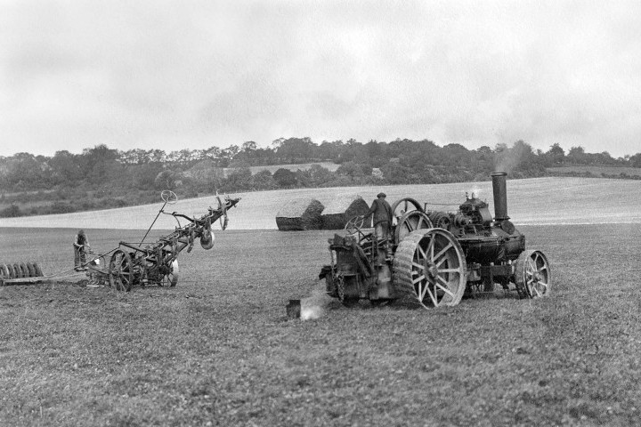 ploughing-engine-scene.jpg